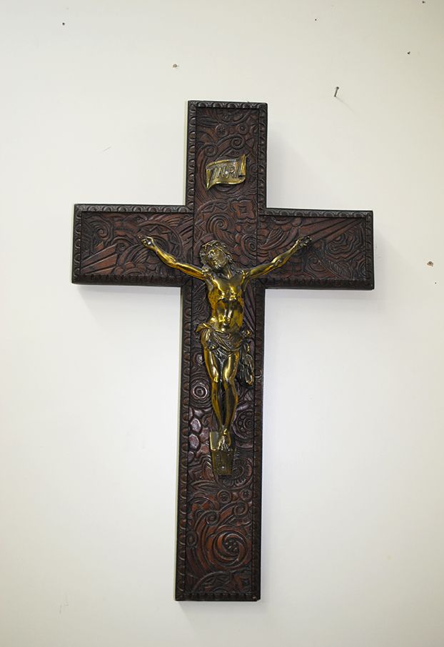 Crucifijo con Cristo 15cm - En bronce, a pared 2081-15