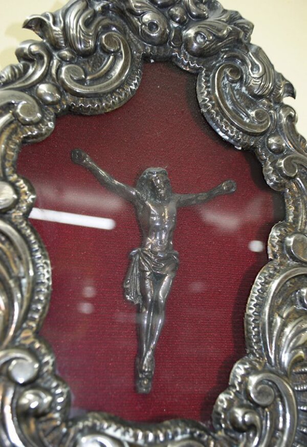 Relicario cristo en la cruz - Imagen 2