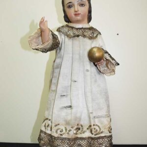 Figura niño de la bola