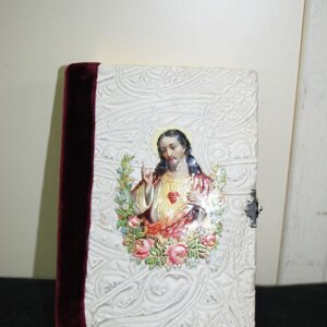 Misal relicario antiguo