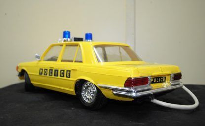 Coche de policía antiguo - Imagen 2