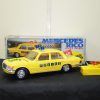 Coche de policía antiguo