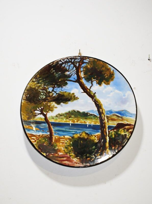 Plato de cerámica pintada