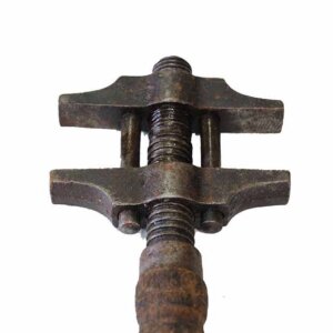 Llave antigua mecánico