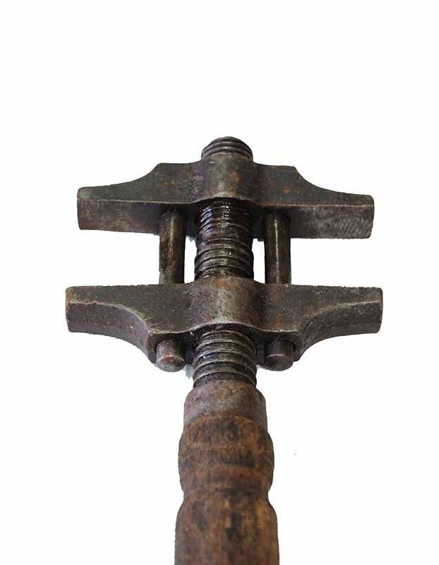 Llave antigua mecánico