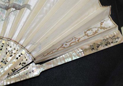 Abanico con abaniquera oriental - Imagen 2
