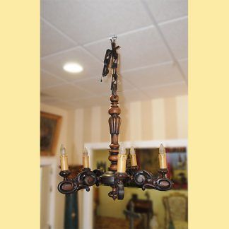 Lámpara de techo tallada
