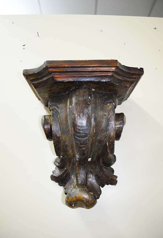 Ménsula de madera tallada - Antiguedades El Apaño