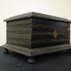 Caja antigua madera negra - Imagen 2