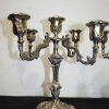 Pareja candelabros plateados - Imagen 2