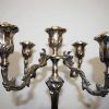 Pareja candelabros plateados - Imagen 4