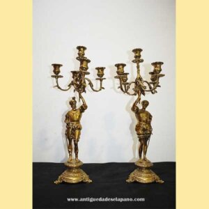 Candelabros guerreros bronce