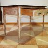 Mesa decapada con tablero marrón - Imagen 3