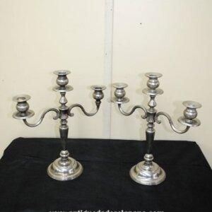 Candelabros plateados metal