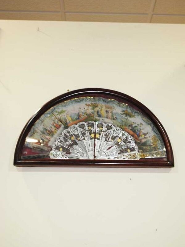 Abaniquera de madera