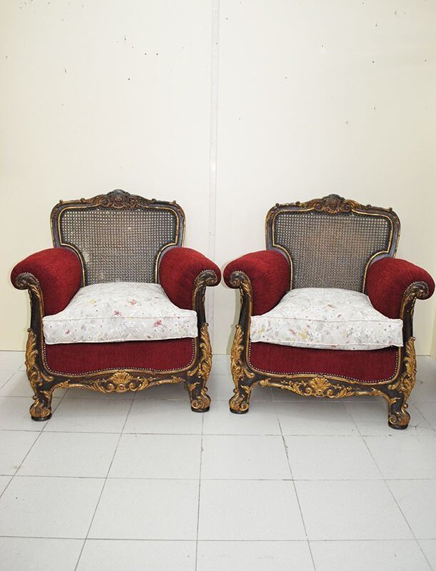 Sillones antiguos rejilla