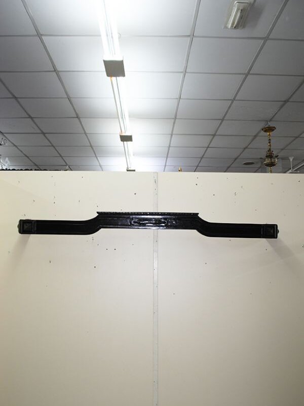 Galería de madera para cortinas