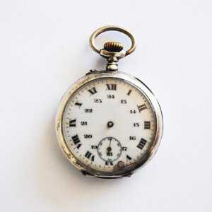 Reloj plata de ley