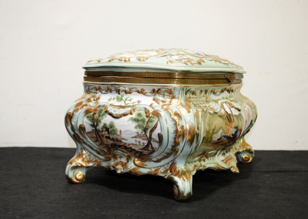 Gran joyero de porcelana - Imagen 10