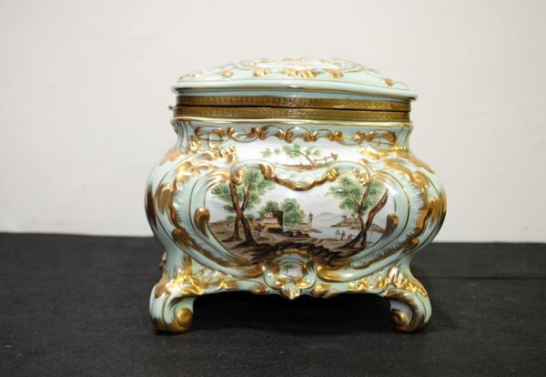 Gran joyero de porcelana - Imagen 11