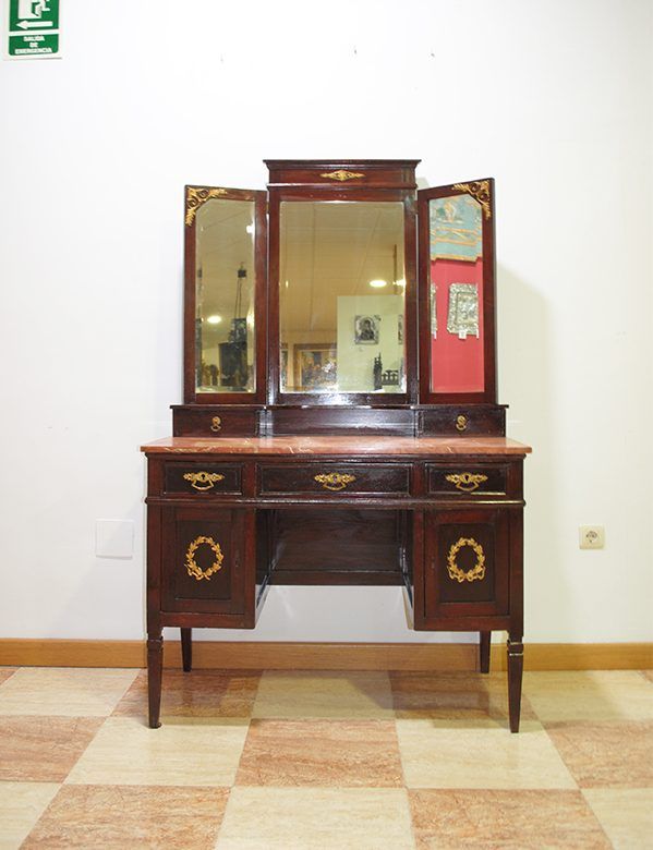 Mueble tocador de caoba - Antiguedades El Apaño