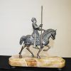 Escultura caballo y guerrero - Imagen 8
