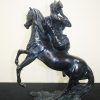 Mujer con caballo marmolina - Imagen 7