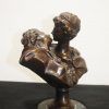 Figura de bronce enamorados - Imagen 3