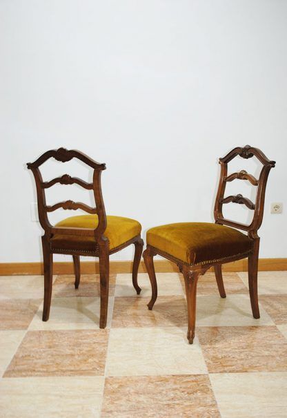 Pareja de sillas de nogal - Imagen 6