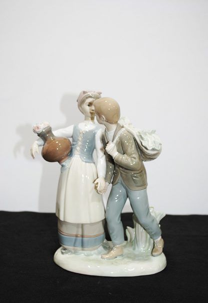 Figura jóvenes Lladró - Imagen 2