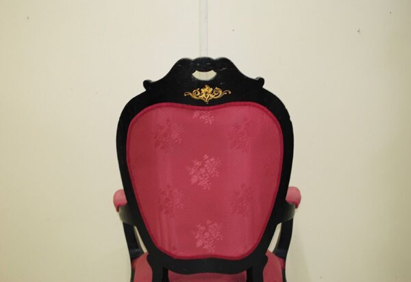 Sillón ebonizado Reina Ana - Imagen 11