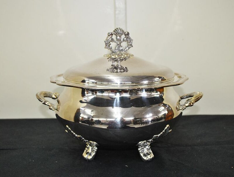 Sopera alpaca plateada