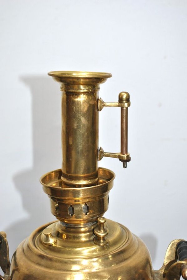 Samovar dorado - Imagen 3
