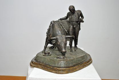 Escultura toro de bronce - Imagen 5