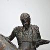 Escultura toro de bronce - Imagen 9
