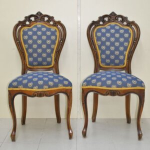 Pareja de sillas antiguas