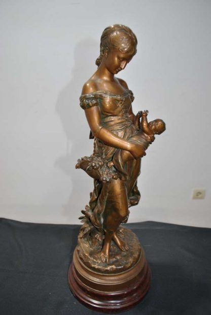 Figura calamina joven con niño - Imagen 5