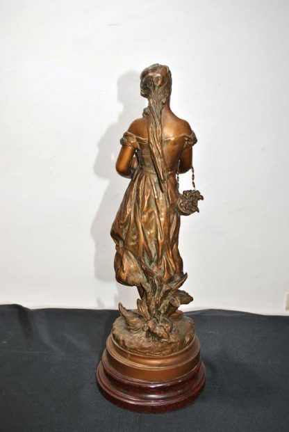 Figura calamina joven con niño - Imagen 7