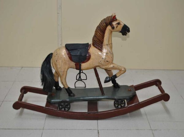 Caballo balancín de madera - Imagen 2