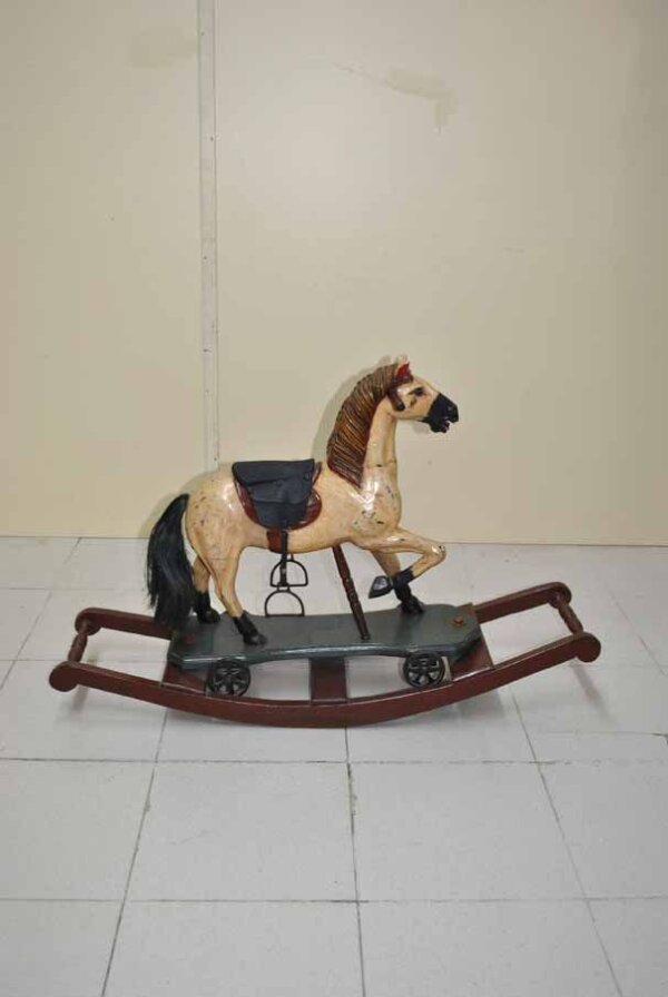 Caballo balancín de madera - Imagen 3