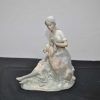 Figura dama con perro - Imagen 3