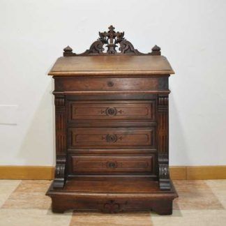 Mueble altar o púlpito