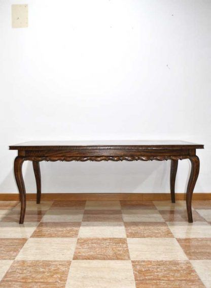 Mesa Isabelina de castaño