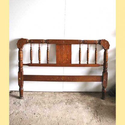 Cabecero torneado madera