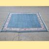 Alfombra azul celeste