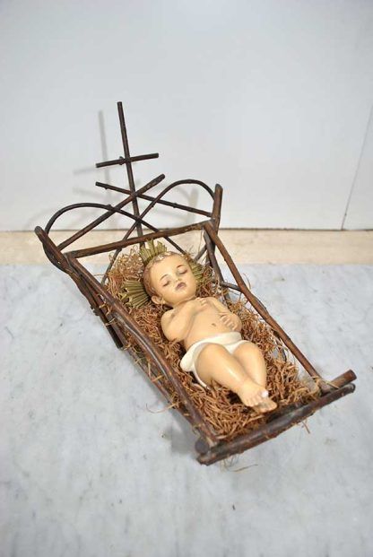 Niño Jesús en cuna