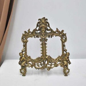 Marco de bronce