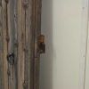 Puerta de madera clavos - Imagen 7