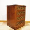 Mueble cubertero tallado