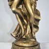 Escultura marmolina dorada - Imagen 3